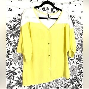 Yellow white top sheer short sleeve button down blouse light breezy